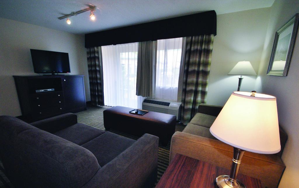 Powell River Town Centre Hotel Habitación foto